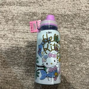 Hello kitty bottle